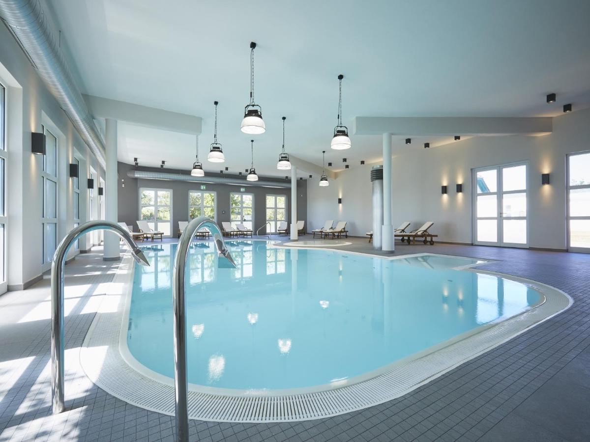 Reetland Am Meer - Premium Reetdachvilla Mit 3 Schlafzimmern, Sauna Und Kamin F23 Dranske Eksteriør bilde